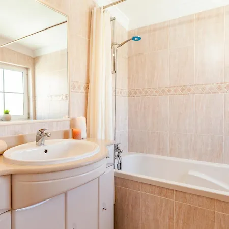 Sunny Joy - Com Piscina E Bbq Em Villa *
