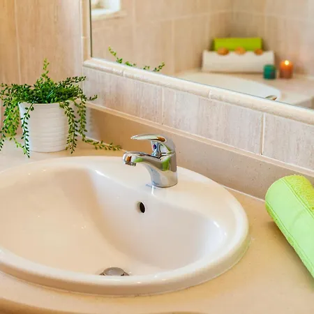 Sunny Joy - Com Piscina E Bbq Em Villa