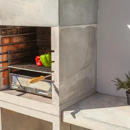 Villa Sunny Joy - Com Piscina E Bbq Em Albufeira
