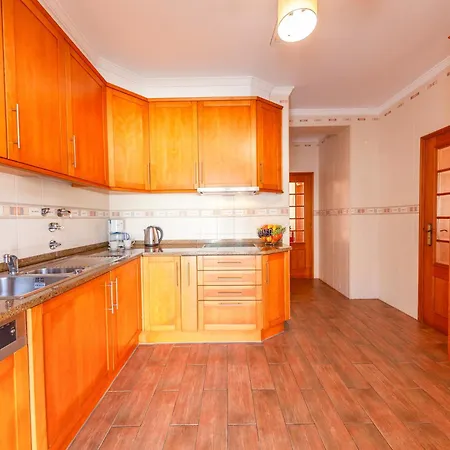 Villa Sunny Joy - Com Piscina E Bbq Em Albufeira