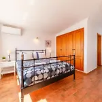 Villa Sunny Joy - Com Piscina E Bbq Em Albufeira אלבופיירה